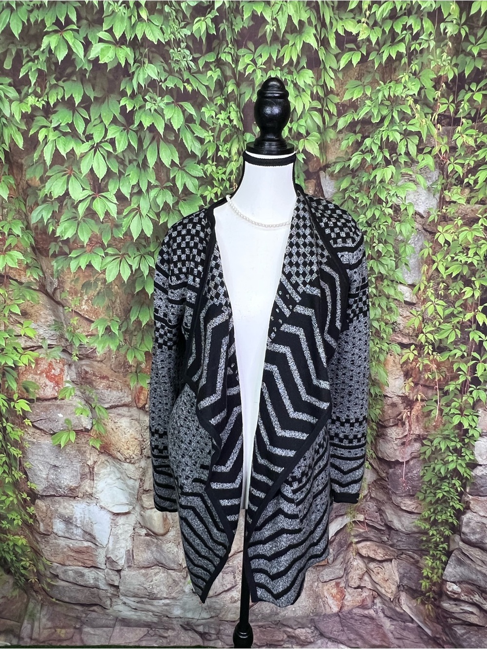 SMARTWOOL Black and Gray Merino Blend Cabincore Waterfall Open Cardigan, M - Picture 2 of 14